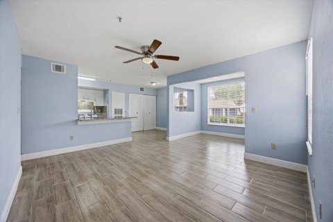Condo in Kissimmee, Florida, 1 bedroom  № 2400467 - photo 3