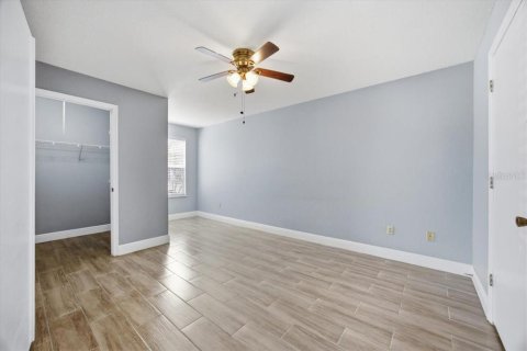Condo in Kissimmee, Florida, 1 bedroom  № 2400467 - photo 11