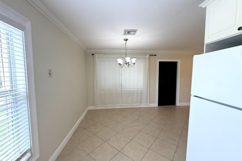 Apartamento en alquiler en North Palm Beach, Florida, 1 dormitorio, 87.7 m2 № 2087224 - foto 5