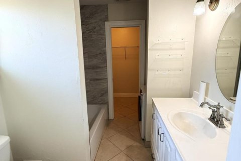 Apartamento en alquiler en North Palm Beach, Florida, 1 dormitorio, 87.7 m2 № 2087224 - foto 10