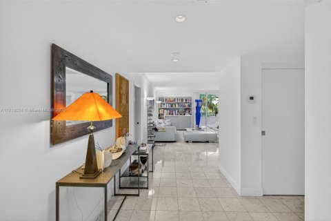 Condominio en venta en Key Biscayne, Florida, 2 dormitorios, 148.64 m2 № 1970228 - foto 19