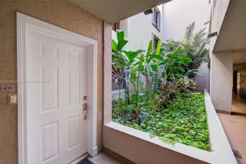 Condominio en venta en Key Biscayne, Florida, 2 dormitorios, 148.64 m2 № 1970228 - foto 6