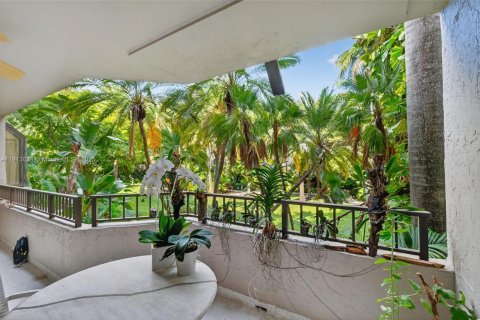 Condominio en venta en Key Biscayne, Florida, 2 dormitorios, 148.64 m2 № 1970228 - foto 11