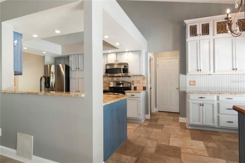 Villa ou maison à vendre à Valrico, Floride: 4 chambres, 196.3 m2 № 2223170 - photo 11