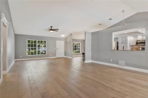Villa ou maison à vendre à Valrico, Floride: 4 chambres, 196.3 m2 № 2223170 - photo 12
