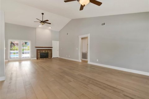 Villa ou maison à vendre à Valrico, Floride: 4 chambres, 196.3 m2 № 2223170 - photo 13