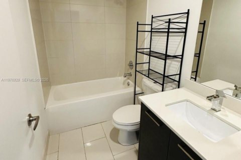 Touwnhouse à vendre à Lauderhill, Floride: 3 chambres, 117.06 m2 № 2042504 - photo 8