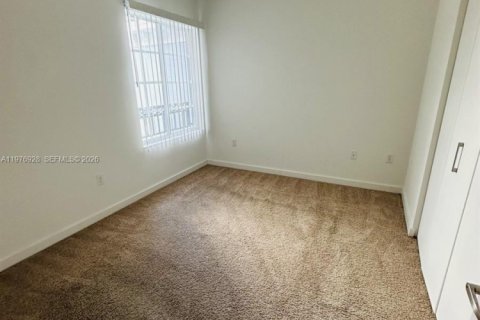 Touwnhouse à vendre à Lauderhill, Floride: 3 chambres, 117.06 m2 № 2042504 - photo 11