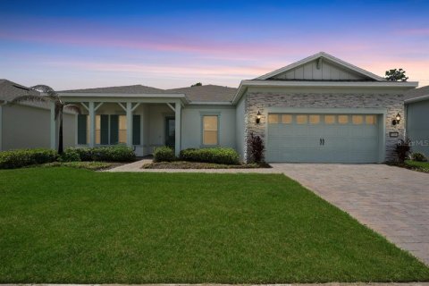 House in Winter Garden, Florida 3 bedrooms, 210.89 sq.m. № 2310296