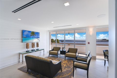 Condominio en alquiler en Fort Lauderdale, Florida, 2 dormitorios, 186.83 m2 № 2064252 - foto 17
