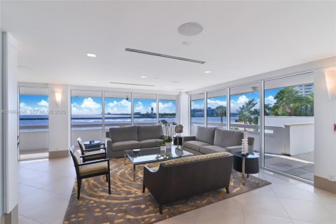 Condominio en alquiler en Fort Lauderdale, Florida, 2 dormitorios, 186.83 m2 № 2064252 - foto 18