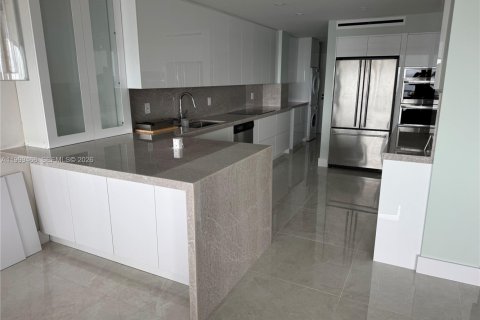 Condominio en alquiler en Fort Lauderdale, Florida, 2 dormitorios, 186.83 m2 № 2064252 - foto 6