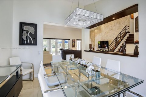 Casa en venta en Weston, Florida, 4 dormitorios, 222.41 m2 № 1889536 - foto 11