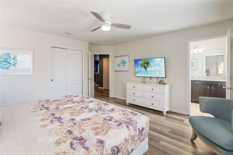Casa en venta en Kissimmee, Florida, 6 dormitorios, 291.9 m2 № 1815198 - foto 28