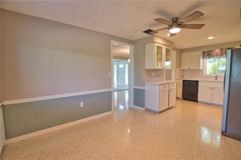 Condominio en venta en Englewood, Florida, 2 dormitorios, 151.24 m2 № 1690058 - foto 15