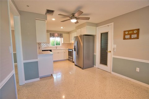 Condominio en venta en Englewood, Florida, 2 dormitorios, 151.24 m2 № 1690058 - foto 16