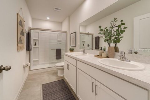 Townhouse in Apollo Beach, Florida 3 bedrooms, 158.58 sq.m. № 1822629 - photo 4