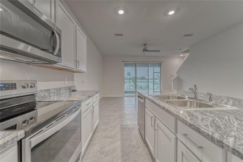 Townhouse in Apollo Beach, Florida 3 bedrooms, 158.58 sq.m. № 1822629 - photo 17