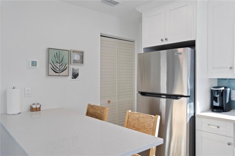 House in Indian Rocks Beach, Florida 1 bedroom, 50.54 sq.m. № 2211395 - photo 11