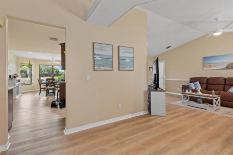 Villa ou maison à vendre à Punta Gorda, Floride: 3 chambres, 165.37 m2 № 2205098 - photo 8