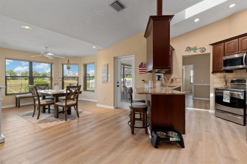 Villa ou maison à vendre à Punta Gorda, Floride: 3 chambres, 165.37 m2 № 2205098 - photo 16