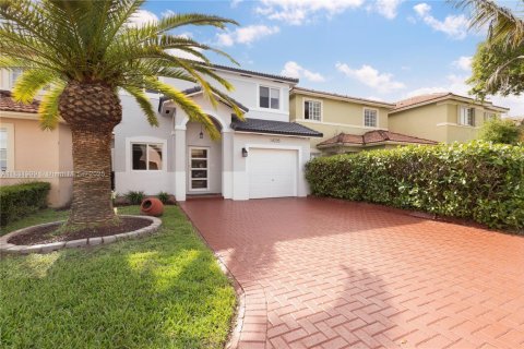 Casa en venta en Miami, Florida, 3 dormitorios, 150.87 m2 № 1809863 - foto 2