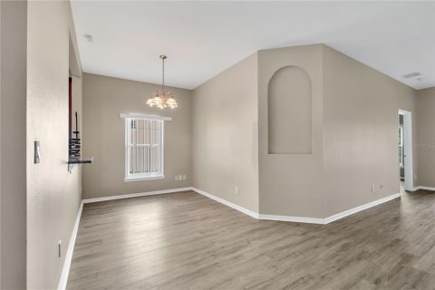 Villa ou maison à louer à Kissimmee, Floride: 3 chambres, 143.07 m2 № 2430911 - photo 10