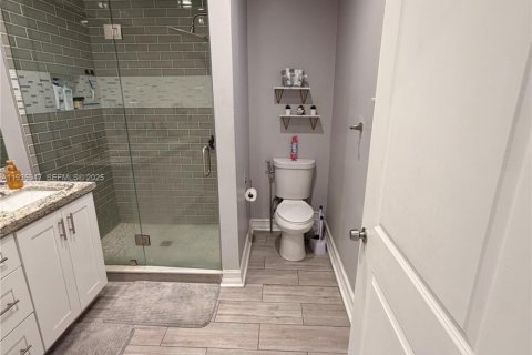 House in Miami, Florida 3 bedrooms, 144.93 sq.m. № 1994139 - photo 16