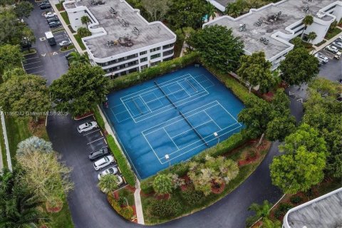Condominio en venta en Hollywood, Florida, 2 dormitorios, 139.35 m2 № 1892645 - foto 26