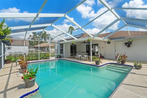 House in Spring Hill, Florida 2 bedrooms, 154.4 sq.m. № 1831997 - photo 28