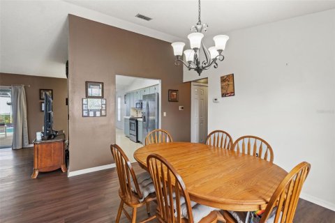 House in Spring Hill, Florida 2 bedrooms, 154.4 sq.m. № 1831997 - photo 11