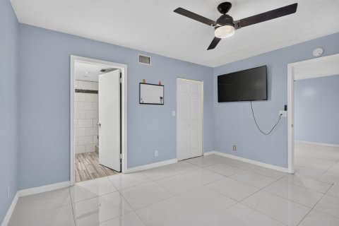 Condominio en venta en Margate, Florida, 2 dormitorios, 75.72 m2 № 2176859 - foto 18
