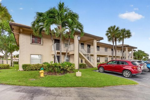 Condominio en Margate, Florida, 2 dormitorios  № 2176859