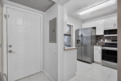 Condominio en venta en Margate, Florida, 2 dormitorios, 75.72 m2 № 2176859 - foto 3