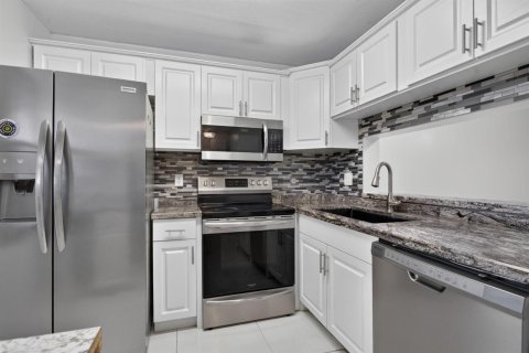 Condominio en venta en Margate, Florida, 2 dormitorios, 75.72 m2 № 2176859 - foto 5