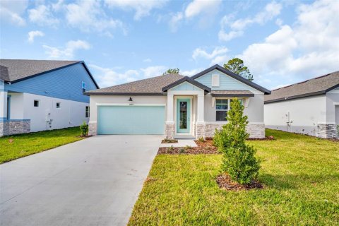 Casa en Spring Hill, Florida 3 dormitorios, 151.15 m2 № 2363111