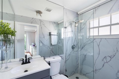 Купить виллу или дом в Майами, Флорида 3 спальни, 150.5м2, № 1952410 - фото 20