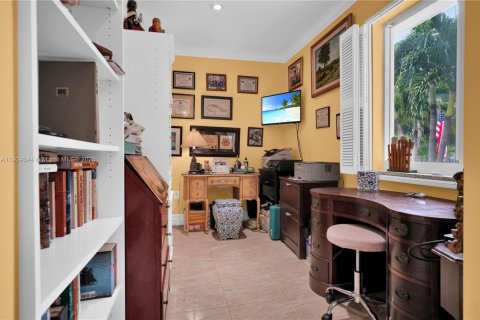 Villa ou maison à vendre à Coral Gables, Floride: 4 chambres, 187.11 m2 № 2015521 - photo 22