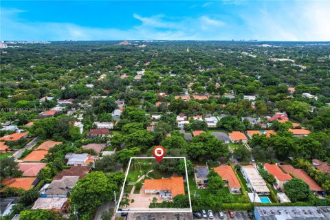 Villa ou maison à Coral Gables, Floride 4 chambres, 187.11 m2 № 2015521