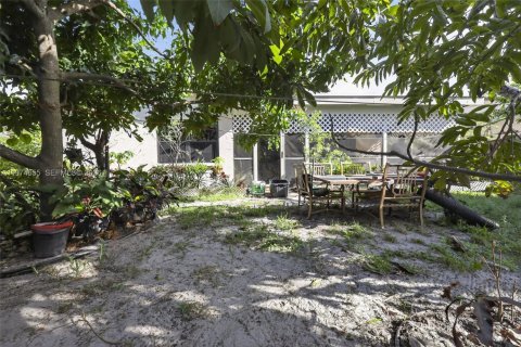 House in Boca Raton, Florida 3 bedrooms, 117.61 sq.m. № 2042941 - photo 28