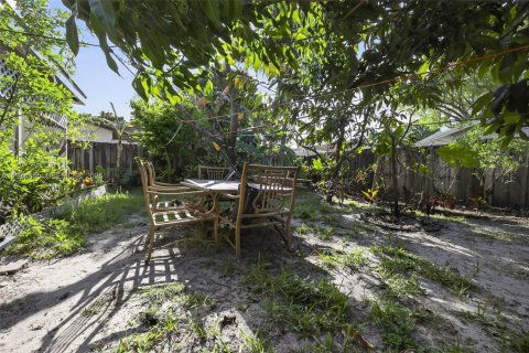 House in Boca Raton, Florida 3 bedrooms, 117.61 sq.m. № 2042941 - photo 4