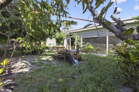 House in Boca Raton, Florida 3 bedrooms, 117.61 sq.m. № 2042941 - photo 5