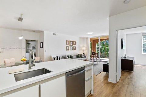 Condominio en alquiler en Aventura, Florida, 2 dormitorios, 109.62 m2 № 2184751 - foto 11