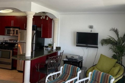 Condominio en alquiler en Miami Beach, Florida, 1 dormitorio, 52.95 m2 № 2081635 - foto 19