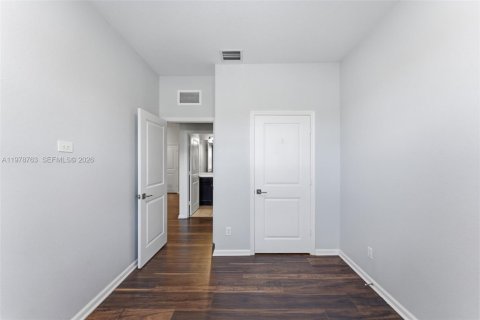 Adosado en venta en Lauderhill, Florida, 3 dormitorios, 138.98 m2 № 2043434 - foto 20
