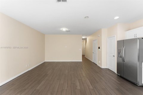 Adosado en venta en Lauderhill, Florida, 3 dormitorios, 138.98 m2 № 2043434 - foto 9