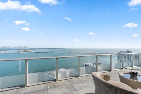 Condo in Miami, Florida, 5 bedrooms  № 1768391 - photo 2