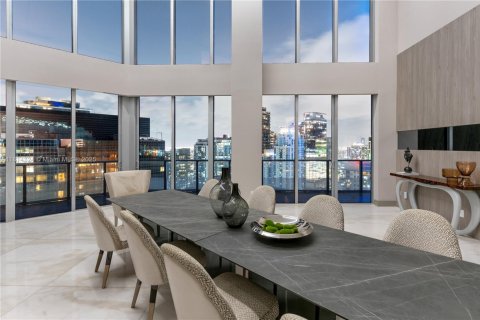 Condo in Miami, Florida, 5 bedrooms  № 1768391 - photo 15