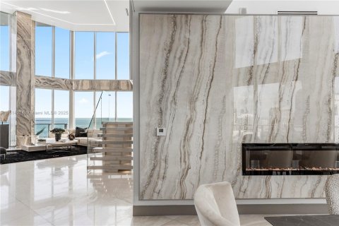 Condo in Miami, Florida, 5 bedrooms  № 1768391 - photo 12