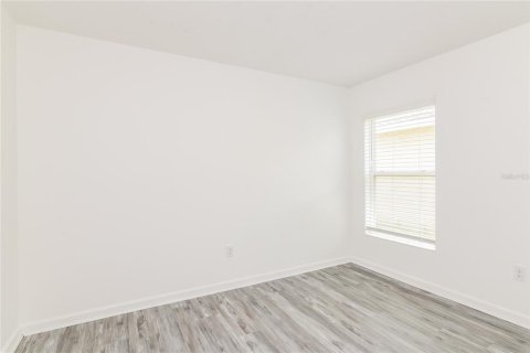 House in Winter Haven, Florida 4 bedrooms, 162.21 sq.m. № 1876037 - photo 18